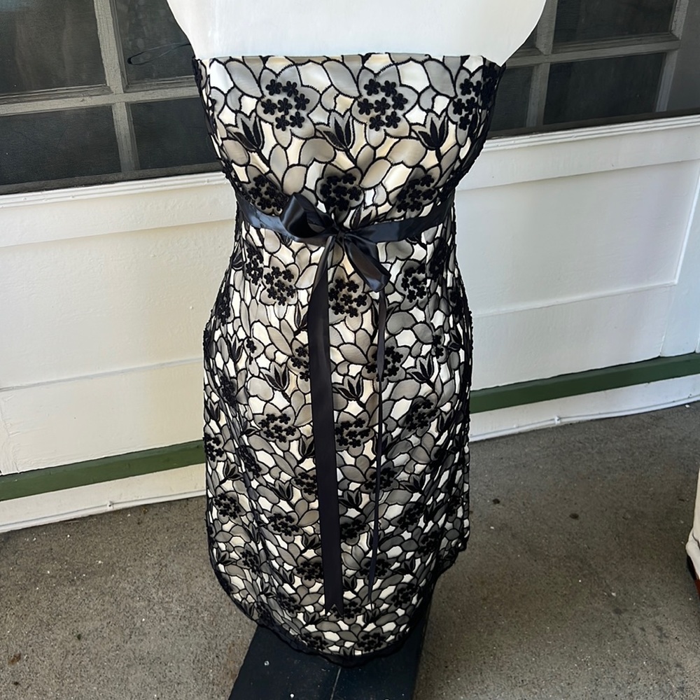 NWT Alexia Admor Strapless Floral Dress Size 12